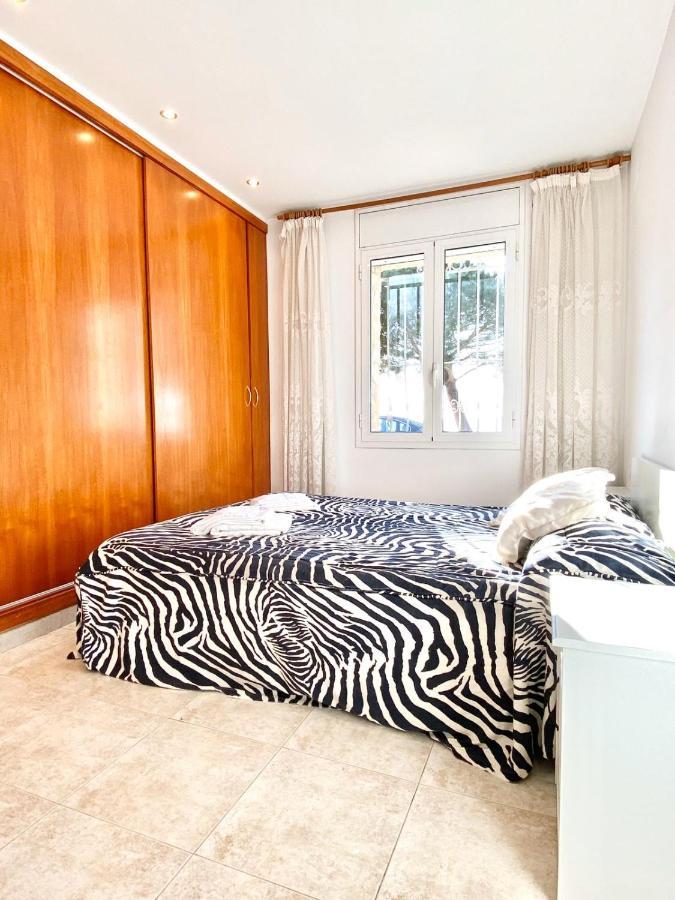 Appartement Devant La Plage Roses Esterno foto