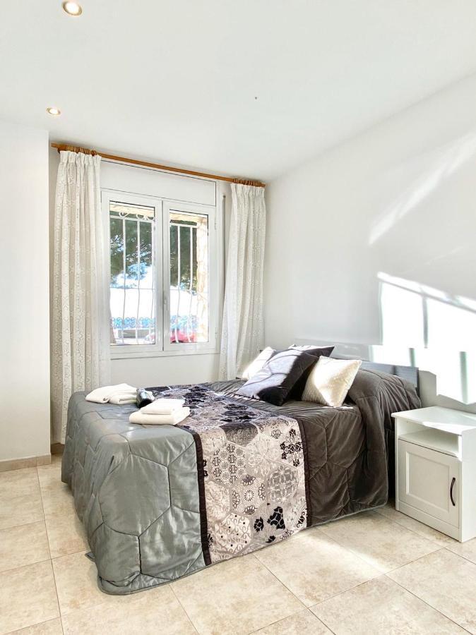 Appartement Devant La Plage Roses Esterno foto