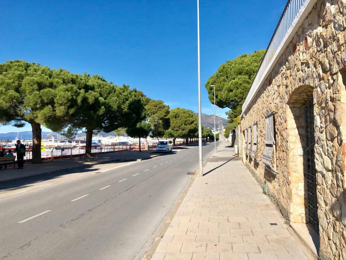 Appartement Devant La Plage Roses Esterno foto